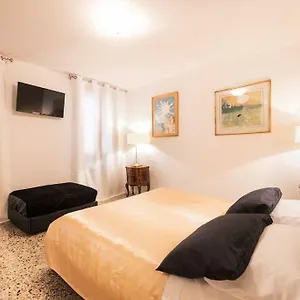 Andrea Flat 1st Floor Apartamento